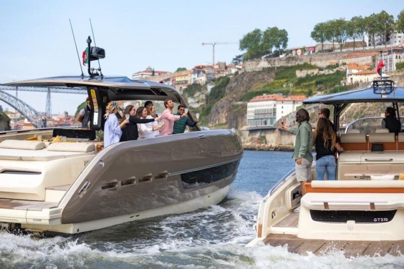 porto-2h-private-luxury-yacht-in-the-douro