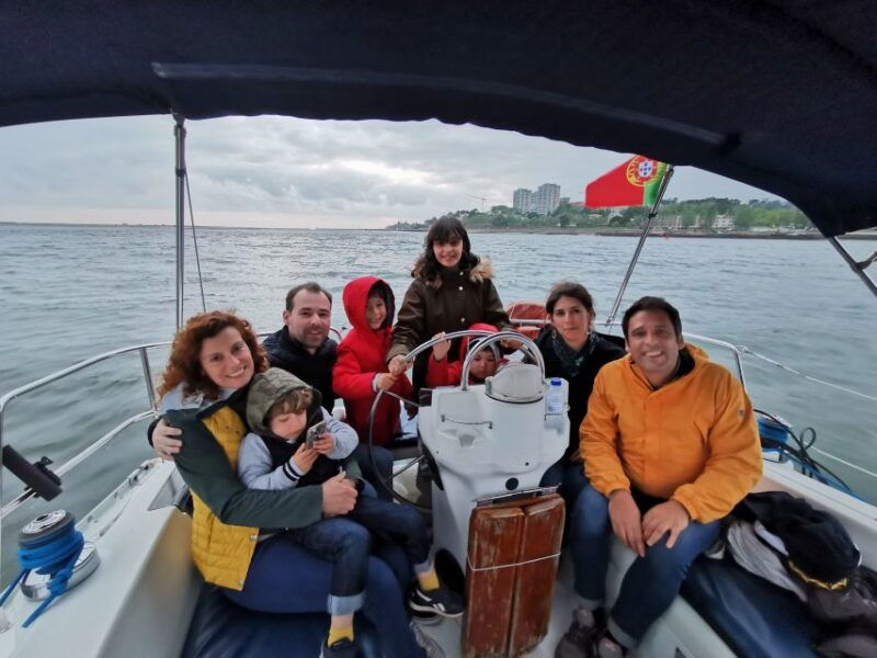 porto-private-sailboat-trip-with-wine-tasting-charcuterie