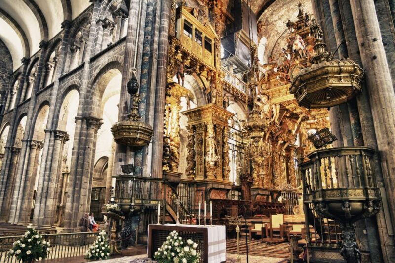 porto-santiago-de-compostela-and-valenca-do-minho-day-tour