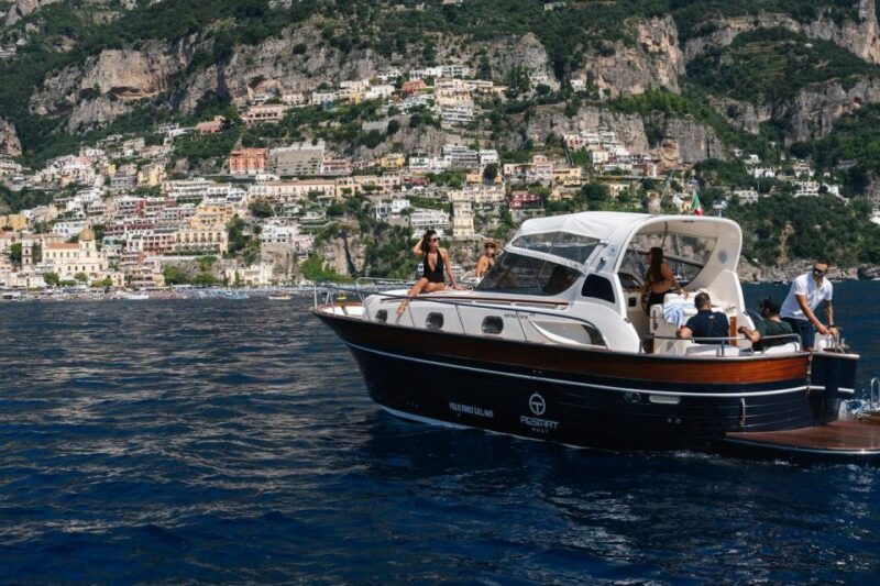 positano-amalfi-coast-emerald-grotto-private-boat-tour