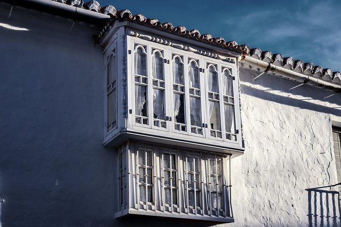 private-8-hour-tour-to-mijas-marbella-and-puerto-banus-from-malaga
