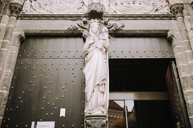 private-architectural-tour-of-bruges