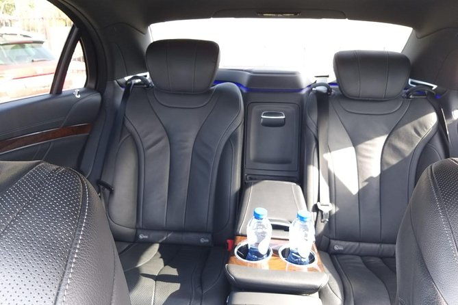 private-arrival-transfer-from-brussels-airport-or-city-to-antwerp-with-business-car
