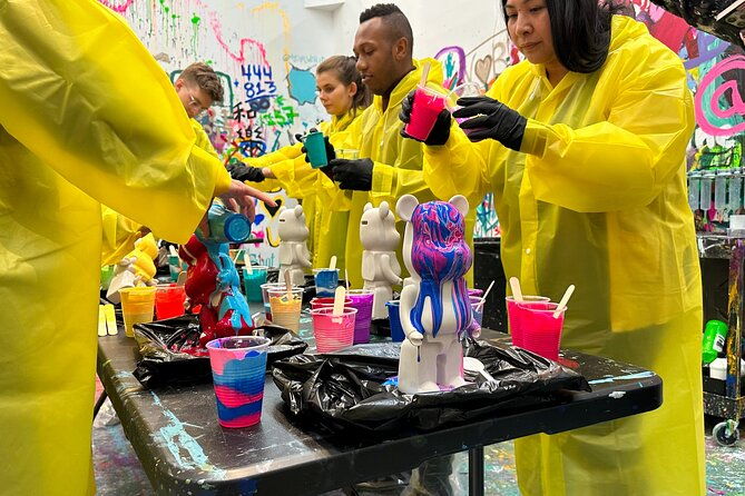 private-bear-painting-class-in-chicago