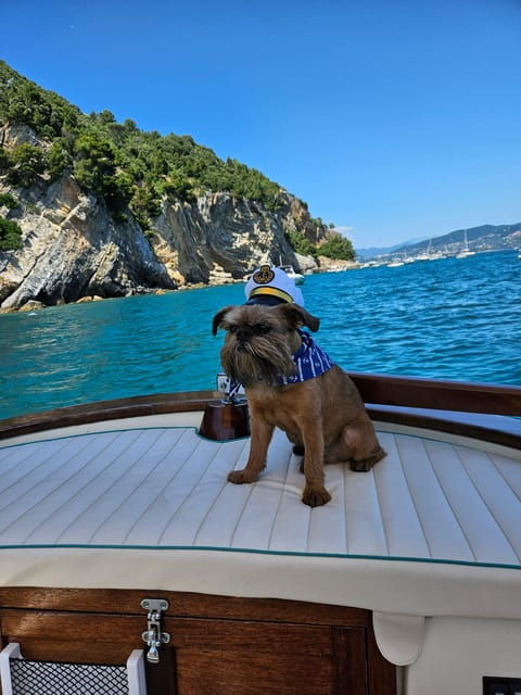 private-boat-tour-from-la-spezia-to-5-terre-with-drinks-snacks-swimming