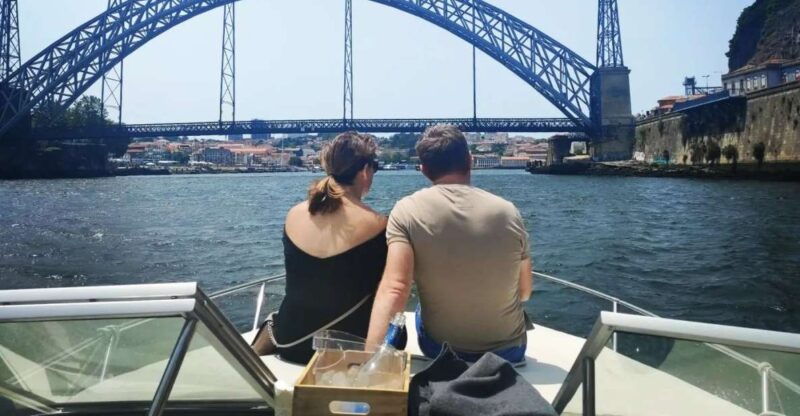 private-boat-tour-to-ponte-d-luis-1h-group-price-up-to-6px