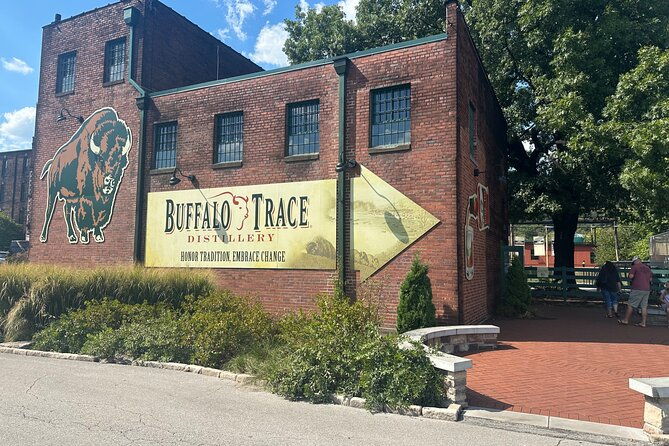 private-bourbon-tours-exclusive-buffalo-trace-whiskey-thief