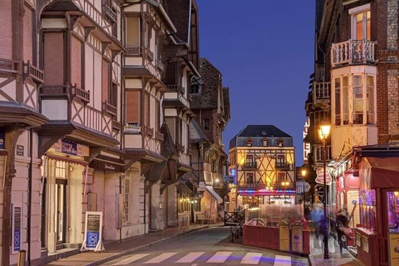 private-day-in-etretat-and-honfleur-the-jewels-of-normandy