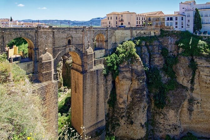 private-day-trip-from-malaga-to-ronda-and-back-local-driver