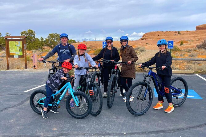 private-half-day-guided-mountain-bike-tour-in-moab