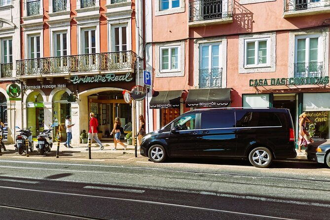 private-half-day-tour-of-typical-lisbon-neighborhoods