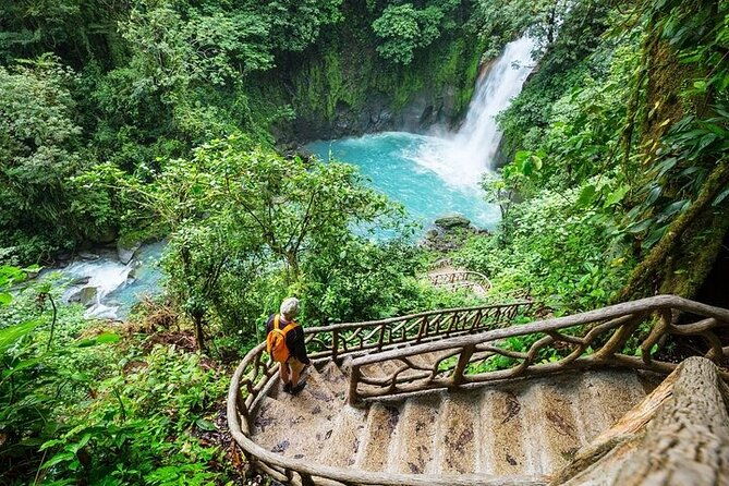 private-hiking-adventure-with-waterfall-and-hot-springs