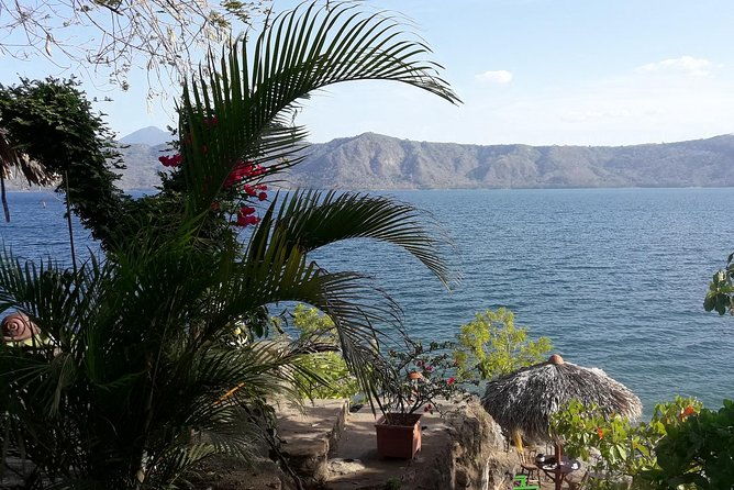 private-laguna-de-apoyo-day-pass-masaya-volcano