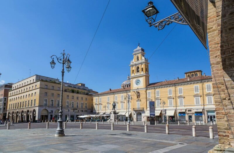 private-parma-top-city-sights-guided-tour