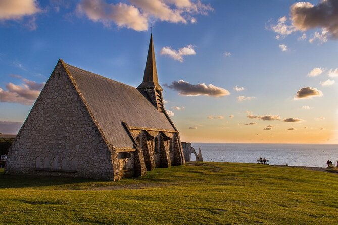 private-round-transfer-to-etretat-and-honfleur-from-le-havre