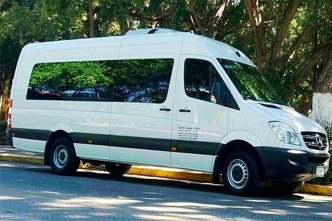 private-shuttler-baltra-airport-to-any-hotel-in-santa-cruz