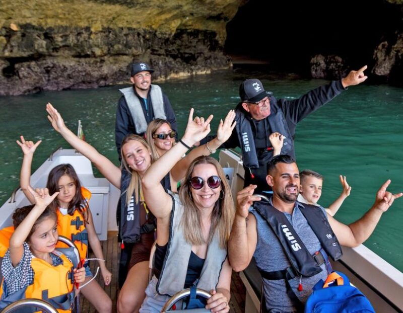private-tour-1h30-i-benagils-best-caves-armacao-de-pera