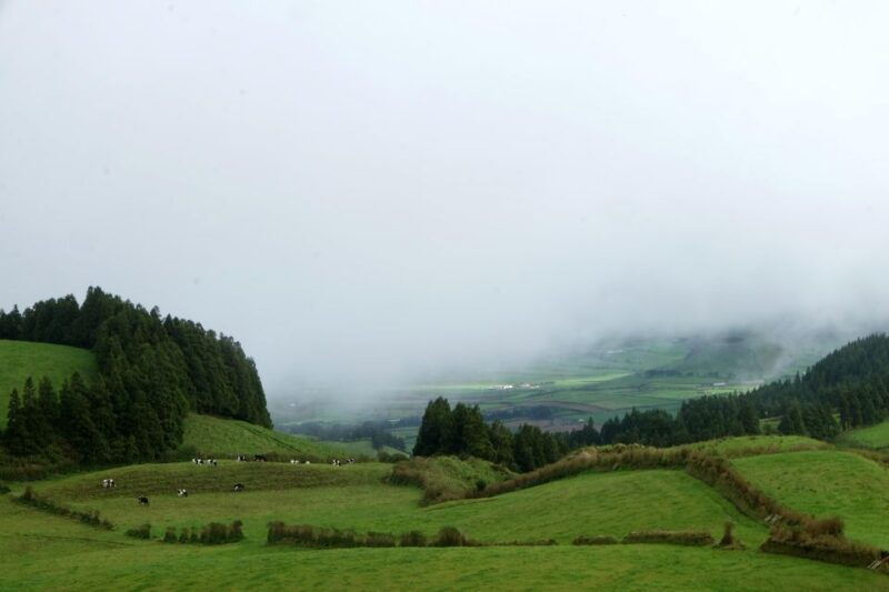 private-tour-all-of-the-west-sete-cidades-volcano-2