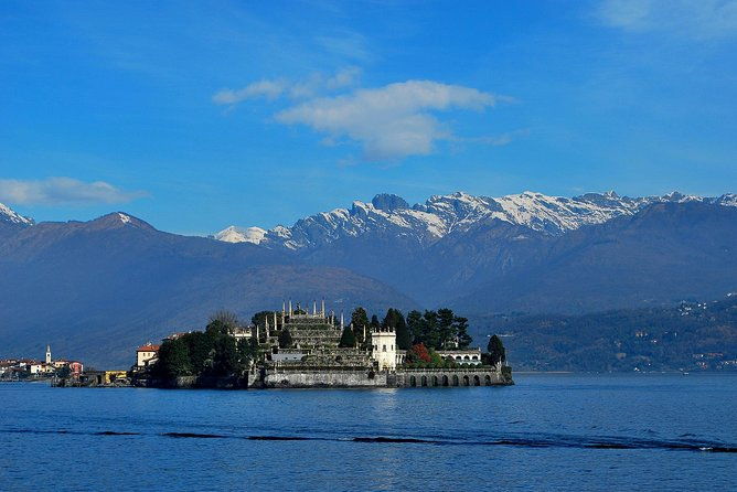 private-tour-on-isola-bella-with-a-tour-guide-and-sunset-cruise