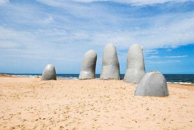 private-tour-punta-del-este-with-tango-tour-super-exclusive