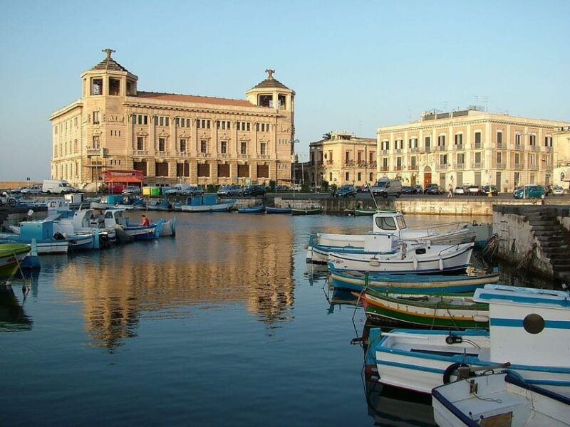 private-tour-with-seafood-and-full-beverage-in-syracuse