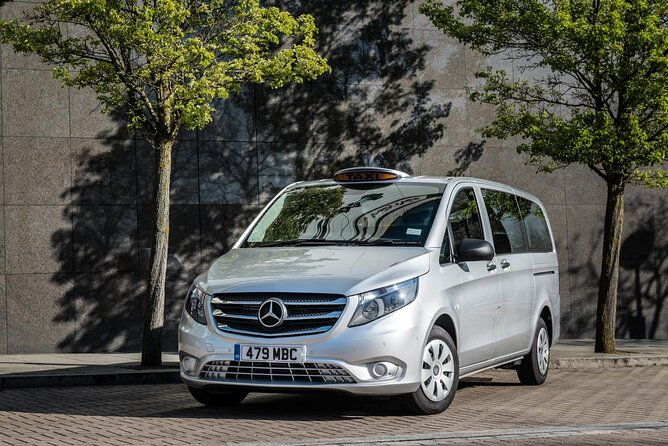 private-transfer-1-way-barcelona-el-prat-bcn-airport-to-barcelona-city-and-hotel