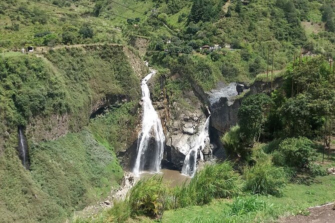 private-transfer-from-quito-to-banos-de-agua-santa-one-way