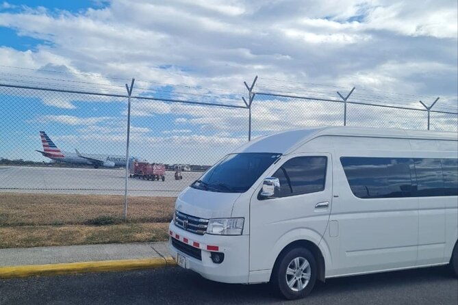 private-transportation-from-liberia-airport-to-andaz-papagayo