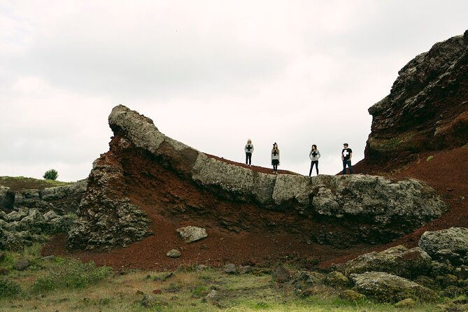 private-vacation-photography-session-with-local-photographer-in-reykjavik