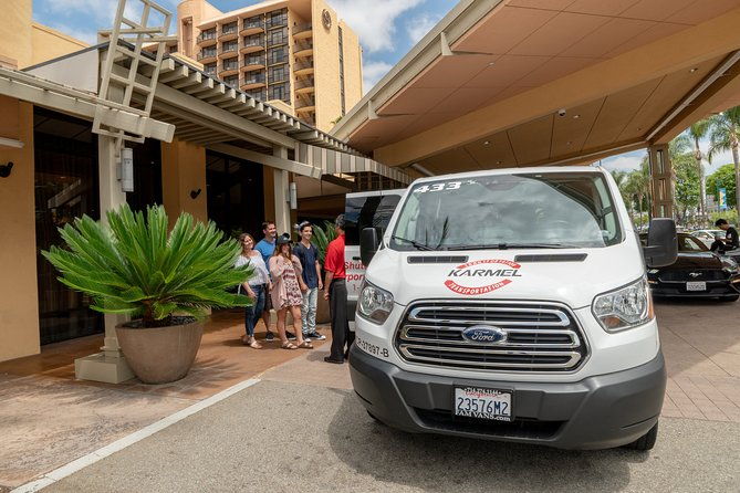 private-van-airport-departure-transfer-anaheim-resort-area-to-lax-airport
