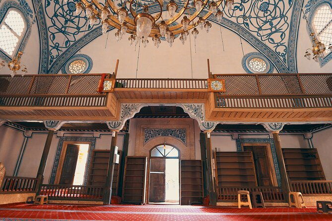 private-walking-tour-from-mother-theresa-cathedral-in-pristina