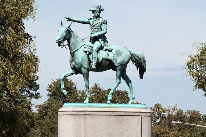 private-walking-tour-of-washington-dc-neighborhoods