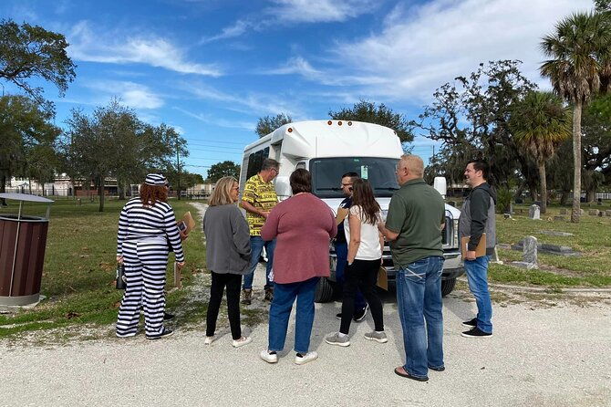 private-wine-tasting-and-true-crime-tour-in-largo-florida
