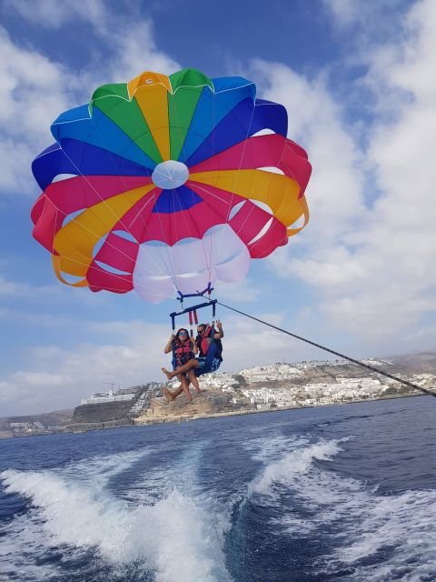 puerto-rico-de-gran-canaria-parasailing