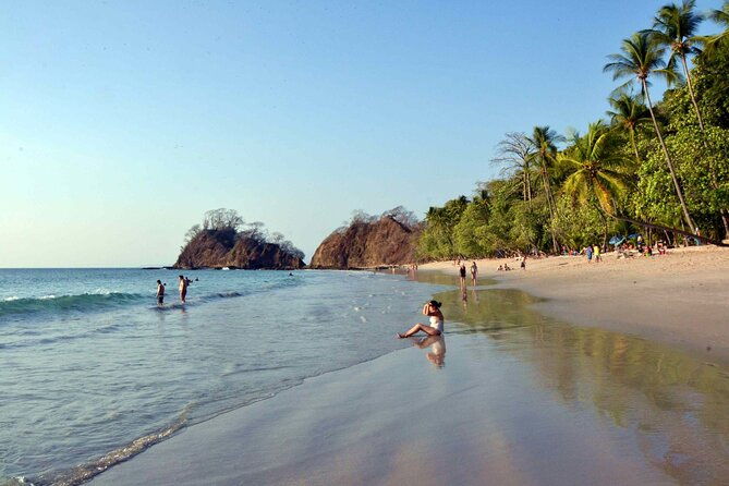 punta-leona-beach-day
