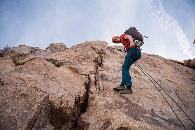 rappelling-adventure-in-joshua-tree-national-park-8-hours