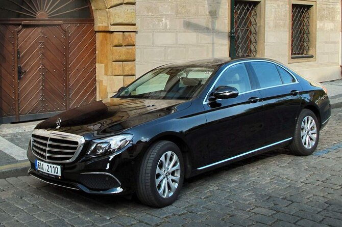 regensburg-to-prague-private-transfer