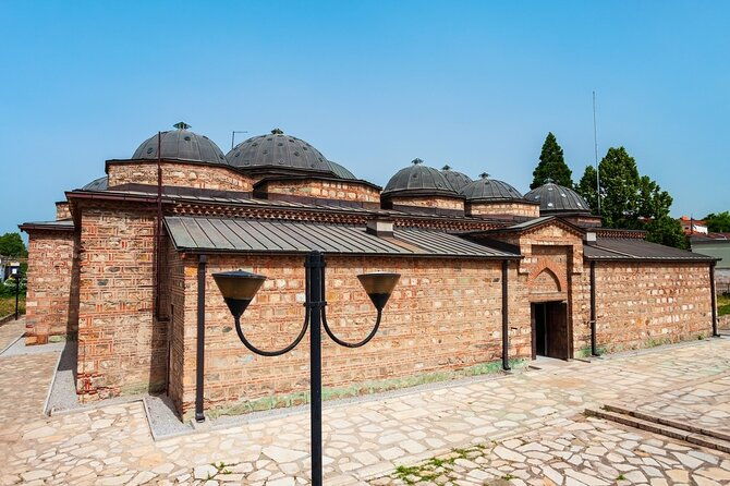 relaxing-walking-tour-in-skopje