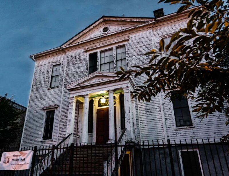 richmond-ghosts-boos-and-booze-haunted-pub-crawl-2