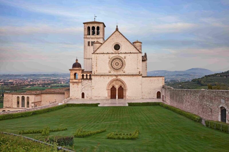 rome-day-trip-from-rome-to-assisi-with-a-local