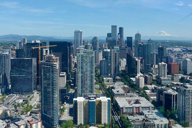 round-trip-private-transfer-sea-airport-to-seattle-city-bellevue