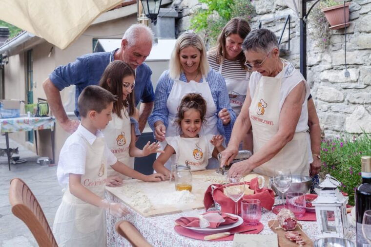 san-gimignano-pasta-class-wine-tasting-at-locals-home