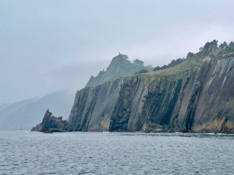 san-sebastian-2-bays-evening-or-sunset-boat-tour-with-cava
