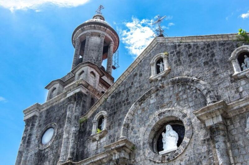san-sebastian-private-custom-walking-tour-with-a-guide