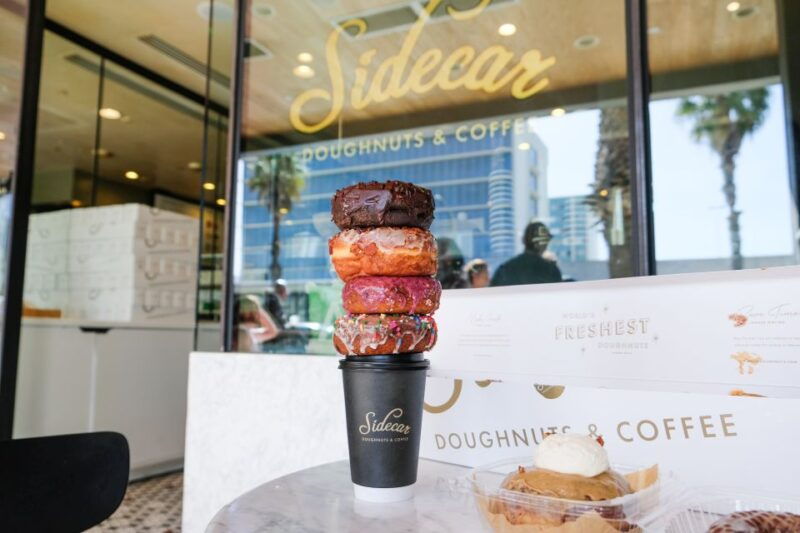 santa-monica-donut-adventure-by-underground-donut-tour