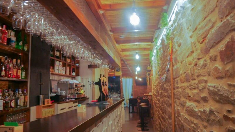 santiago-de-compostela-cheese-and-wine-tasting-experience-5