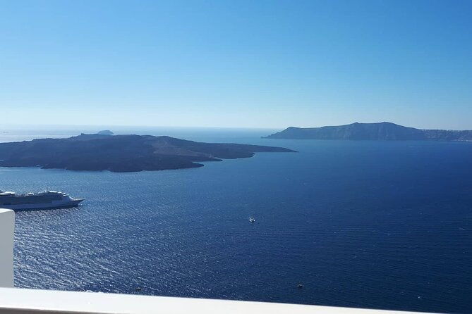santorini-highlights-tailor-made-tour-4-hours
