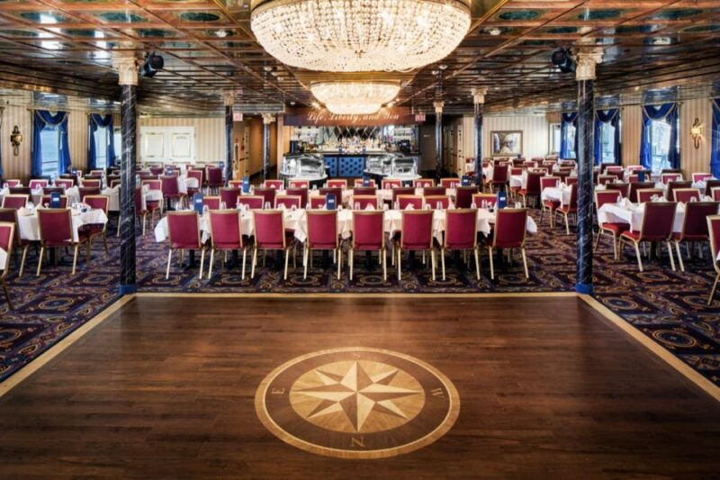 savannah-buffet-dinner-cruise-with-live-entertainment