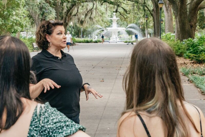 savannah-ghosts-asylums-voodoo-and-horror-walking-tour