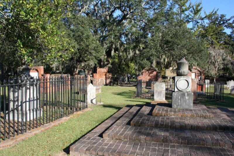 savannahs-local-lore-ghost-tour